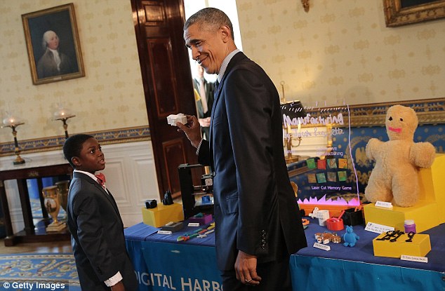 奧巴馬親自參與白宮舉辦的科學展迎各地3D打印小創(chuàng)客 
奧巴馬,創(chuàng)客,創(chuàng)客聯(lián)盟,3D打印理賠,3D打印技術(shù),3D打印技術(shù)有哪些,3D打印技術(shù)優(yōu)缺點,3D打印多少錢,3D打印價格,北京3D打印哪里好,北京3D打印價格,北京3D打印多少錢,北京3D打印廠家