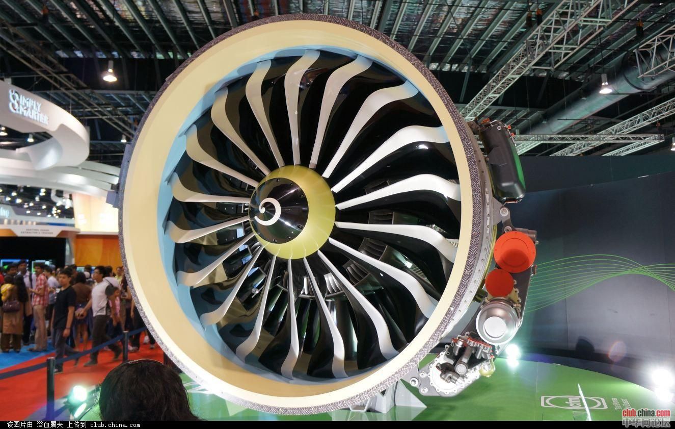 空客大不大膽?首批應(yīng)用3D打印燃油噴嘴的LEAP發(fā)動(dòng)機(jī)至其客機(jī)
3D打印發(fā)動(dòng)機(jī),3D打印技術(shù),3D打印,3D打印服務(wù),3D打印平臺(tái),3D打印零件,3D打印發(fā)動(dòng)機(jī)零件,3D打印機(jī)組裝,3D打印飛機(jī)