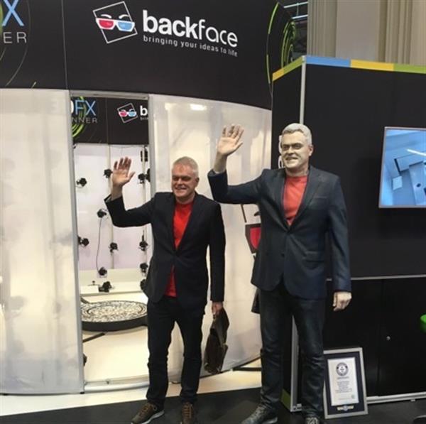 3D打印怎么樣 世界最高2米3D打印人像破吉尼斯記錄-e鍵打印|專注3D打印服務(wù)|3D打印機(jī)技術(shù)材料價(jià)格表
3d打印人像,3d打印人像館,3d打印人像流程,3d打印人像成本,3d打印人像燈,3d打印人像定制,3d打印人像設(shè)計(jì),3d打印人像必須掃描嗎