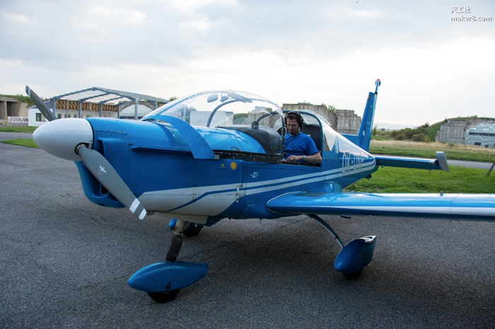 科技改變生活_如此逼真的3D打印二戰(zhàn)經典戰(zhàn)機航模

　　3D打印戰(zhàn)斗機,3D打印航模,3d打印飛機零件,3d打印飛機模型,3d打印飛機引擎,3D打印技術