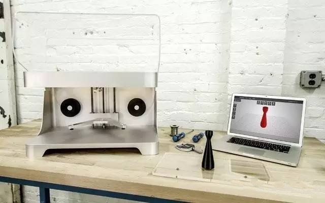 首臺碳纖維3D打印機(jī)面世解開3D打印與碳纖維材料的秘密