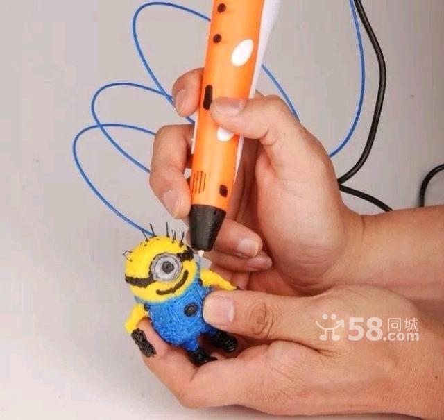 世界首支環(huán)保3D打印筆誕生 專"吃"塑料瓶 "吐"藝術(shù)作品