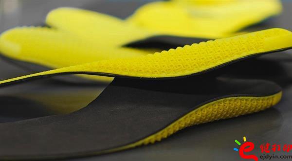 3d打印應(yīng)用實(shí)例 個(gè)性化定制Phits3D打印健康鞋墊_3D打印服務(wù)平臺(tái)