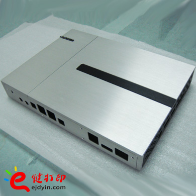 播放器外殼(拉絲+發(fā)黑)鈑金加工